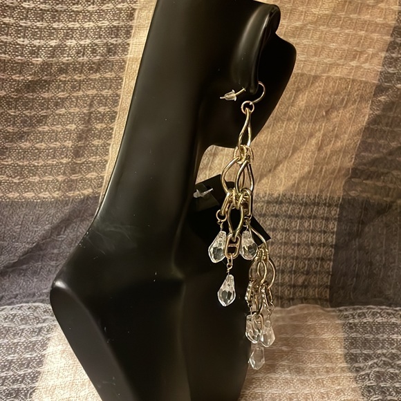 Gold colored dangle earrings with gold links and clear beads - Picture 2 of 3